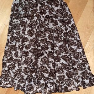 Gorgeous vintage maxi/midi pleaded brown rose floral skirt
